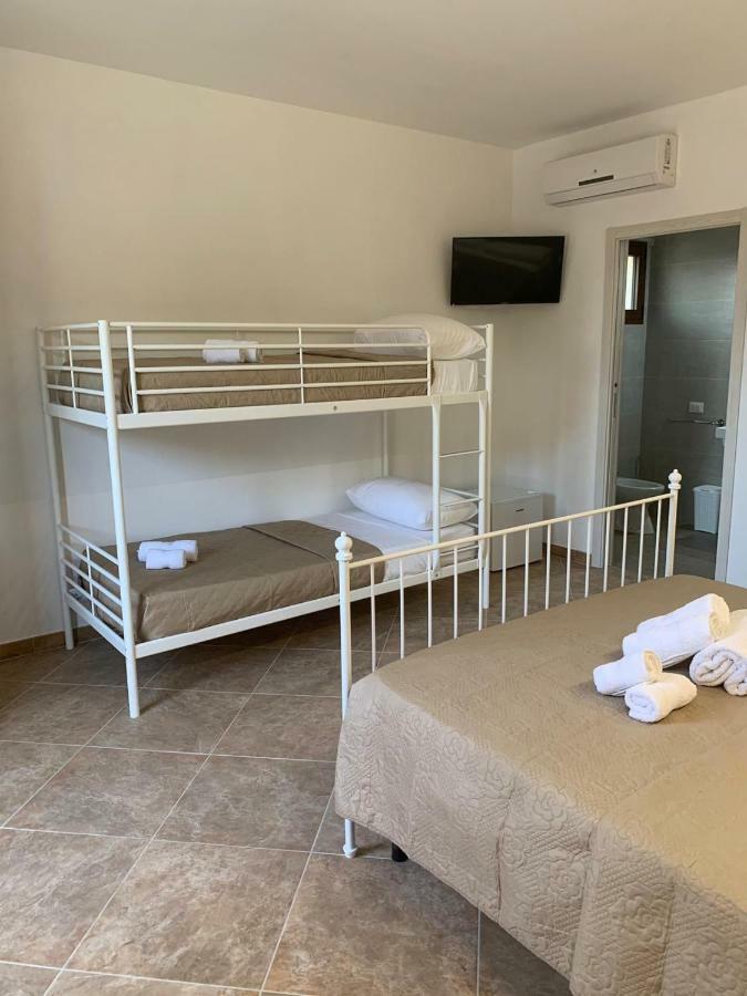Le Tre Colonne Bed & Breakfast Melendugno Ngoại thất bức ảnh